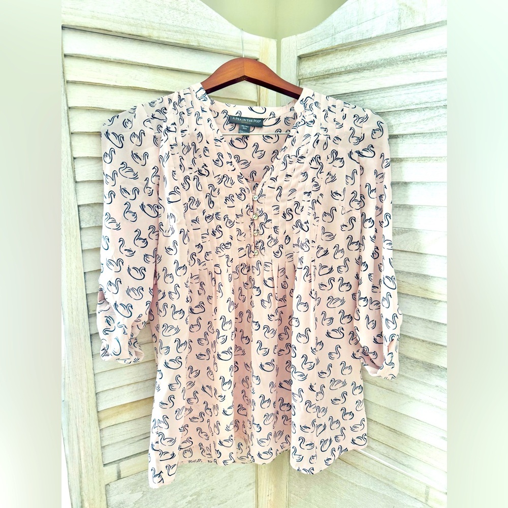 A Pea in a Pod Maternity Sheer Button Blouse - Lavender & Navy Swan Print - XS